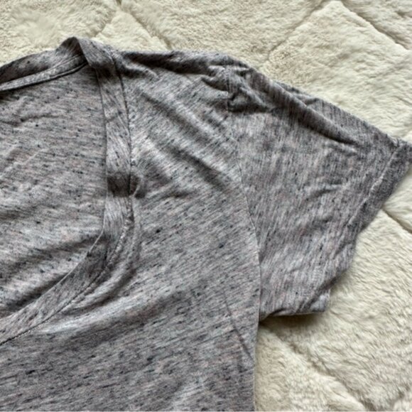 Victoria's Secret PINK | Short Sleeve Heather Gray V-Neck Tee Shirt | Size Small - Picture 6 of 12